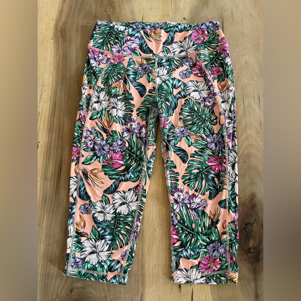 Sweaty Betty Tropical Cropped Capri Leggings